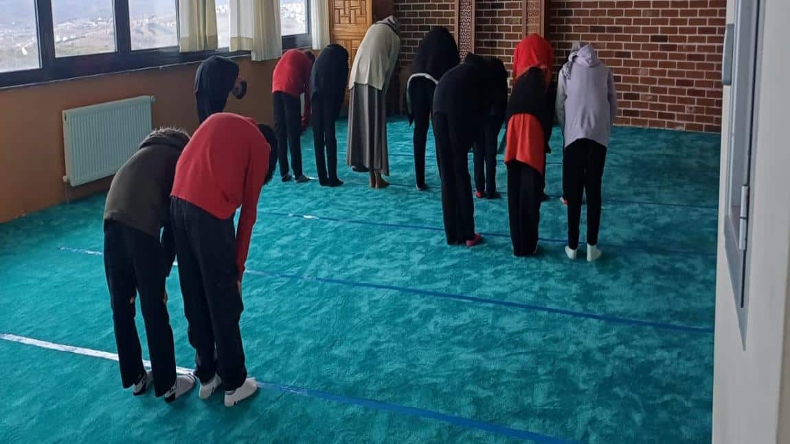 Vakti Kuşanmak Namaz Kardeşliği